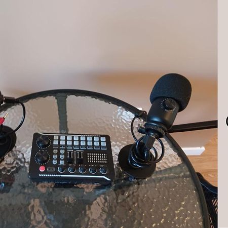 Destiny Appart' Paris -Beauvais-Orly- Podcasts- Stade De France Стен Экстерьер фото