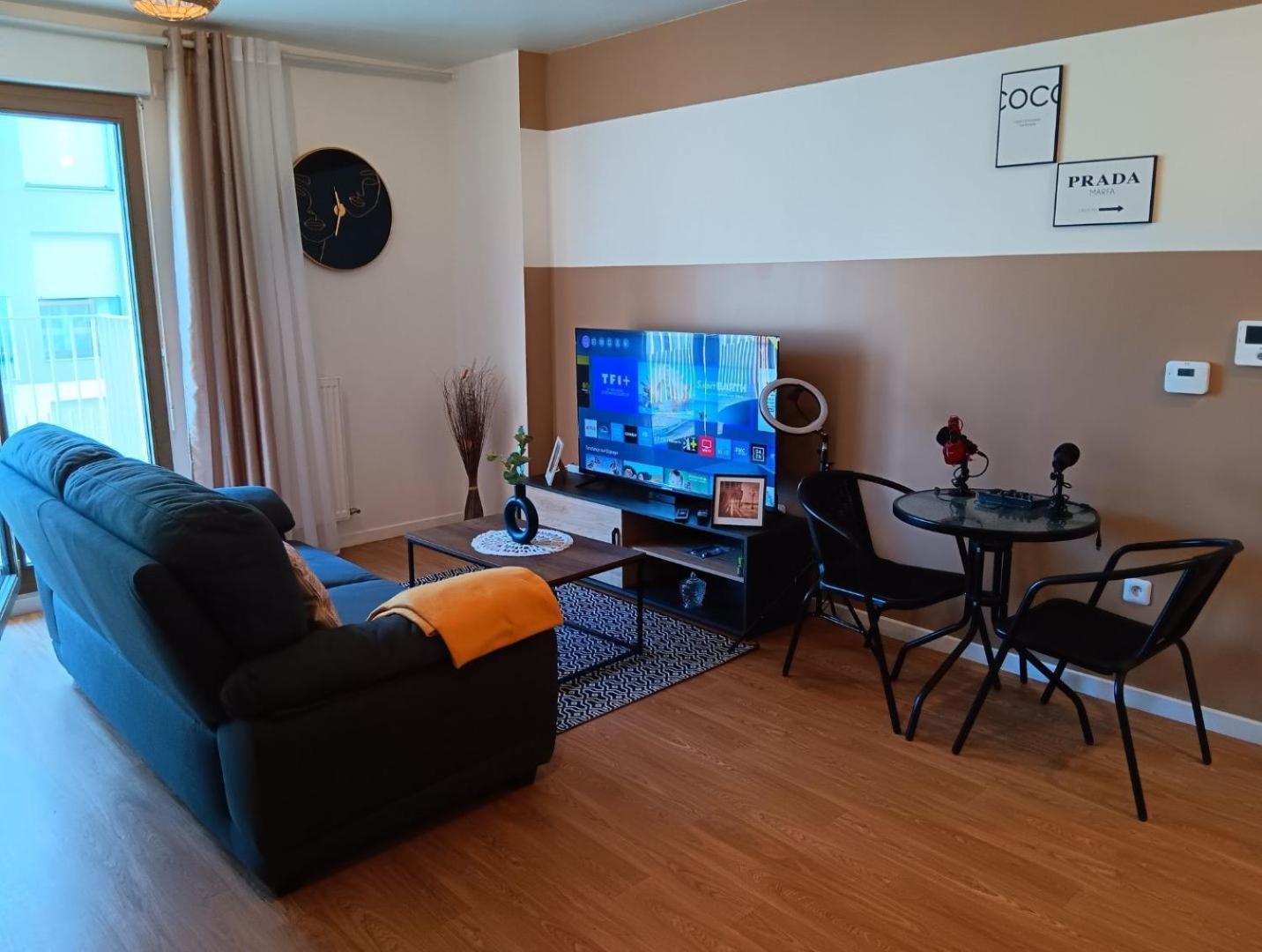 Destiny Appart' Paris -Beauvais-Orly- Podcasts- Stade De France Стен Экстерьер фото