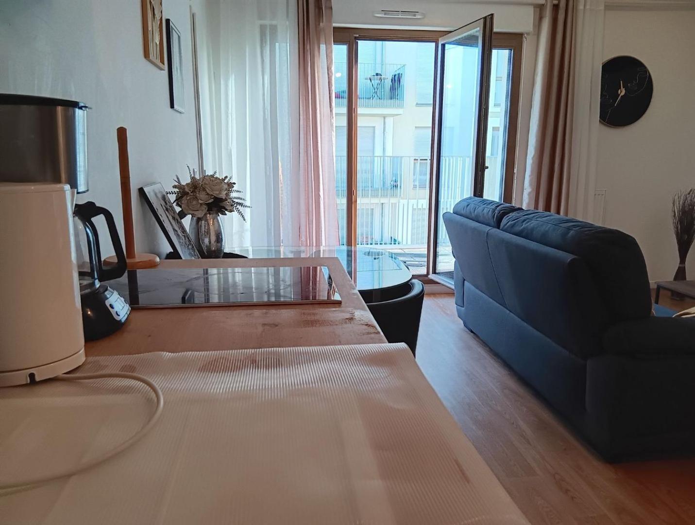 Destiny Appart' Paris -Beauvais-Orly- Podcasts- Stade De France Стен Экстерьер фото